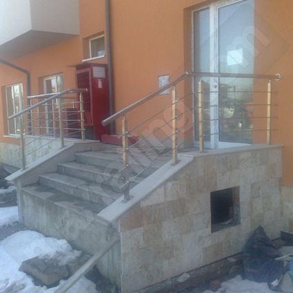 Парапети за стълби